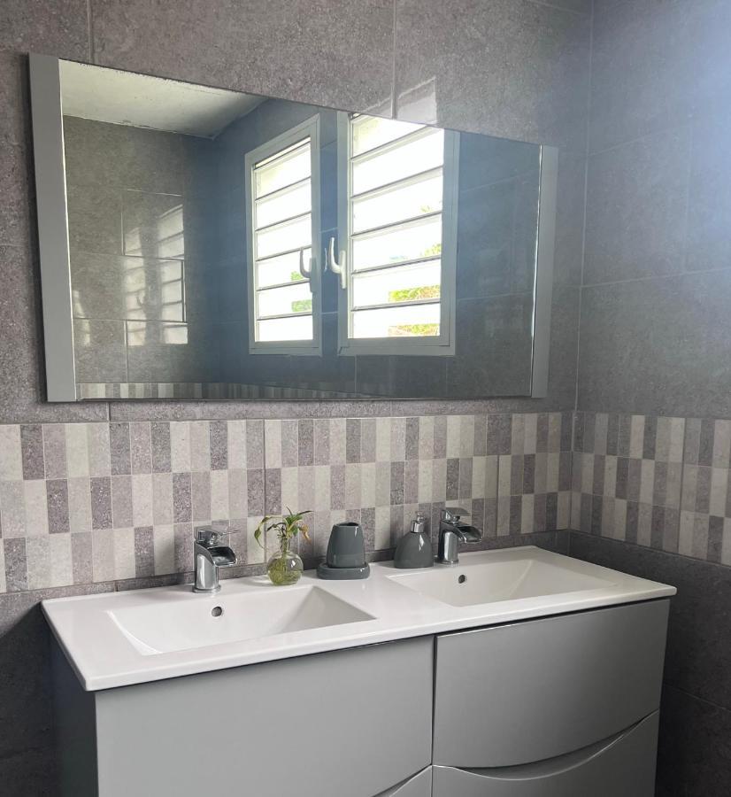 Ferme L'Eau De Coco Bed & Breakfast Saint-Paul Luaran gambar